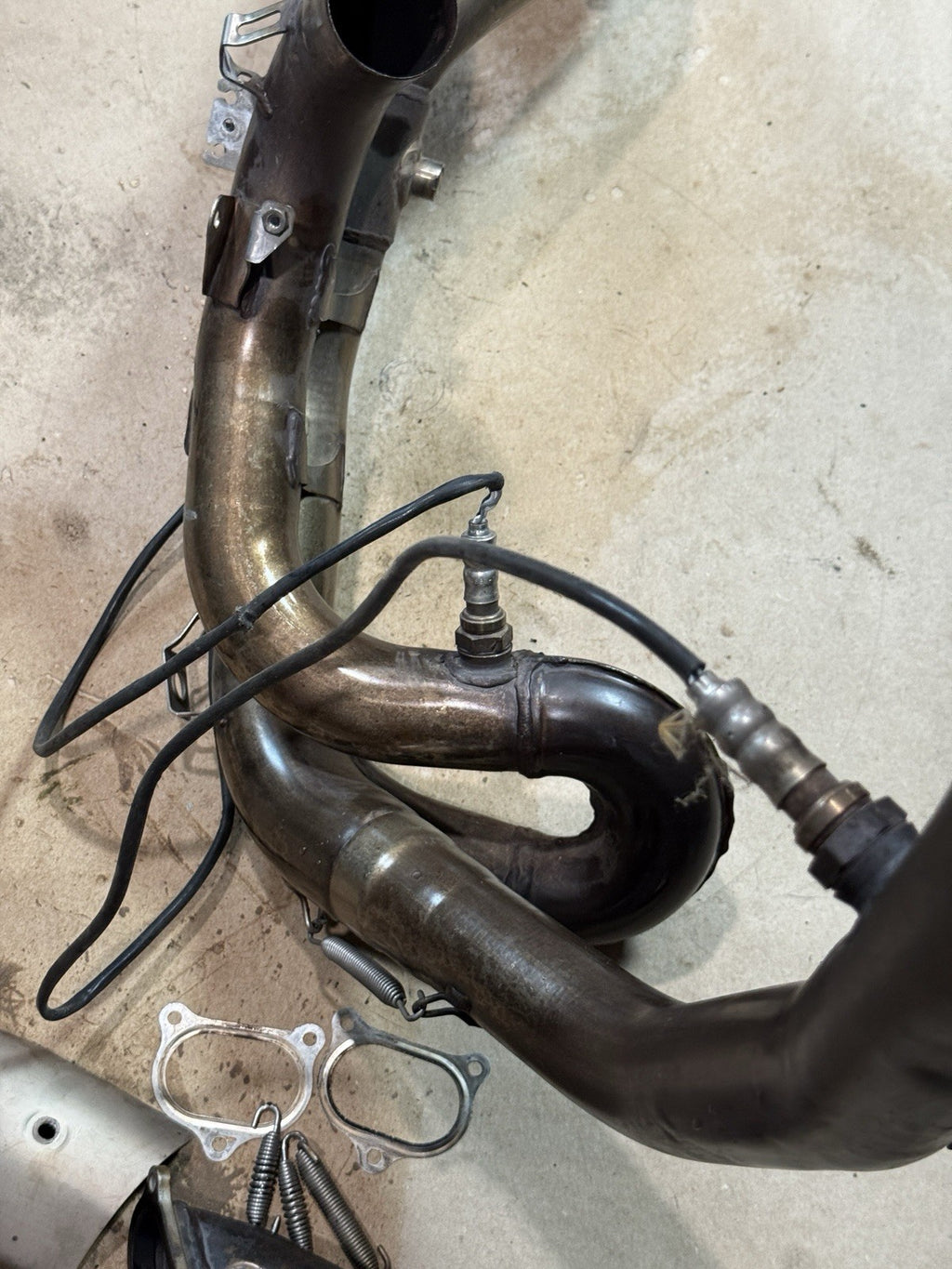 2011-13 Ducati 848 Evo 1098 1198 OEM Exhaust Headers Mid Pipe Assembly Straight