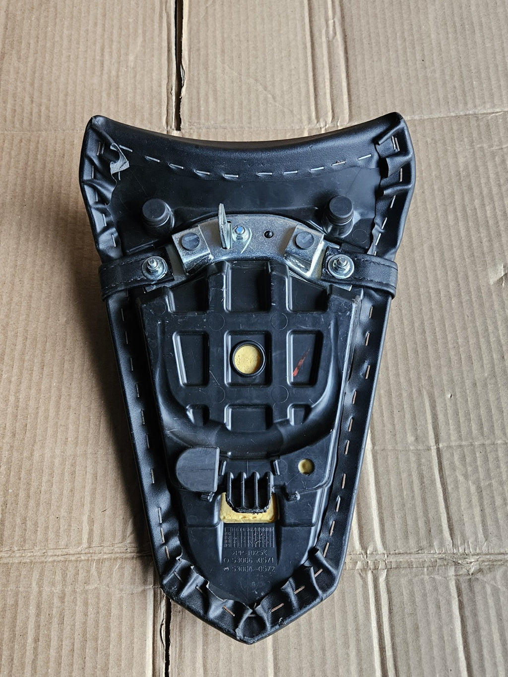 2019 17-19 Kawasaki Ninja 650 EX650R OEM Rear Passenger Seat Saddle Cushion Pad8