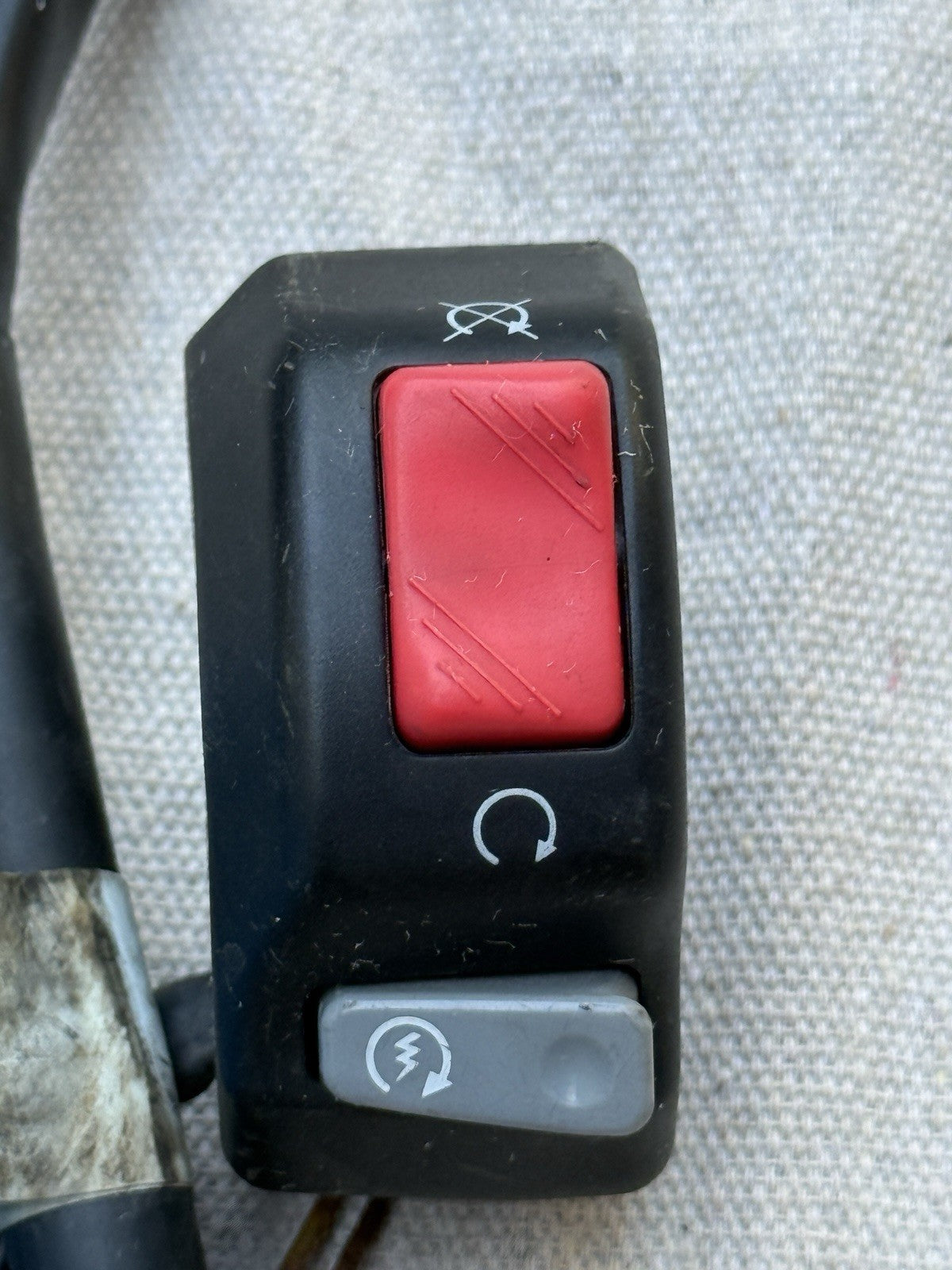 2007-2008 Yamaha YZF-R1 R1 OEM Right Clip-On Handle Bar Kill Start Switch 4C85