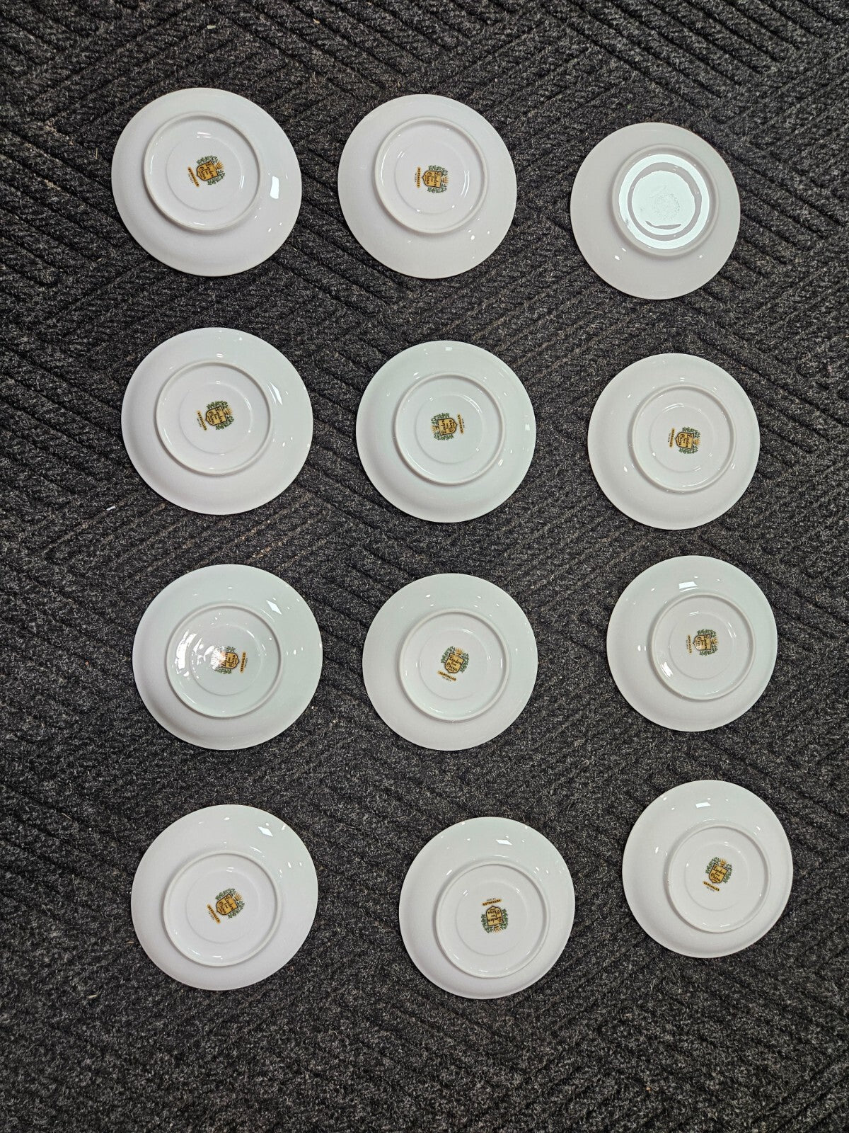 Set of 12 Linden Fine China Versailles TM-1004 Plates 5 7/8" Japan