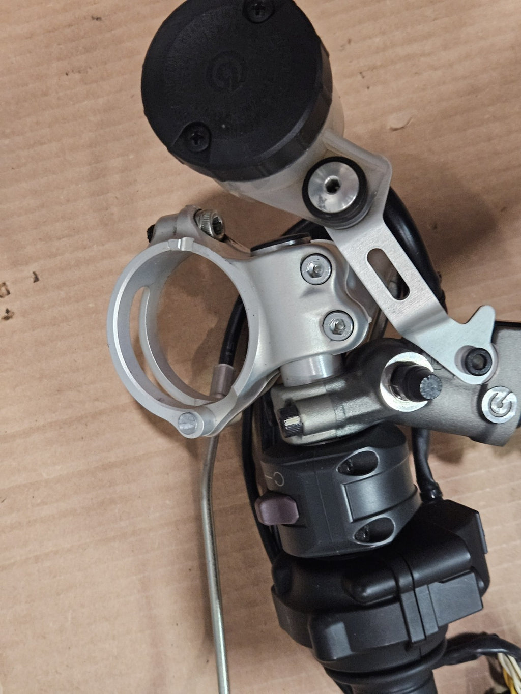 15-19 2015 Ducati 1299 OEM Left Handlebar Controls Clutch Switch Throttle Bar