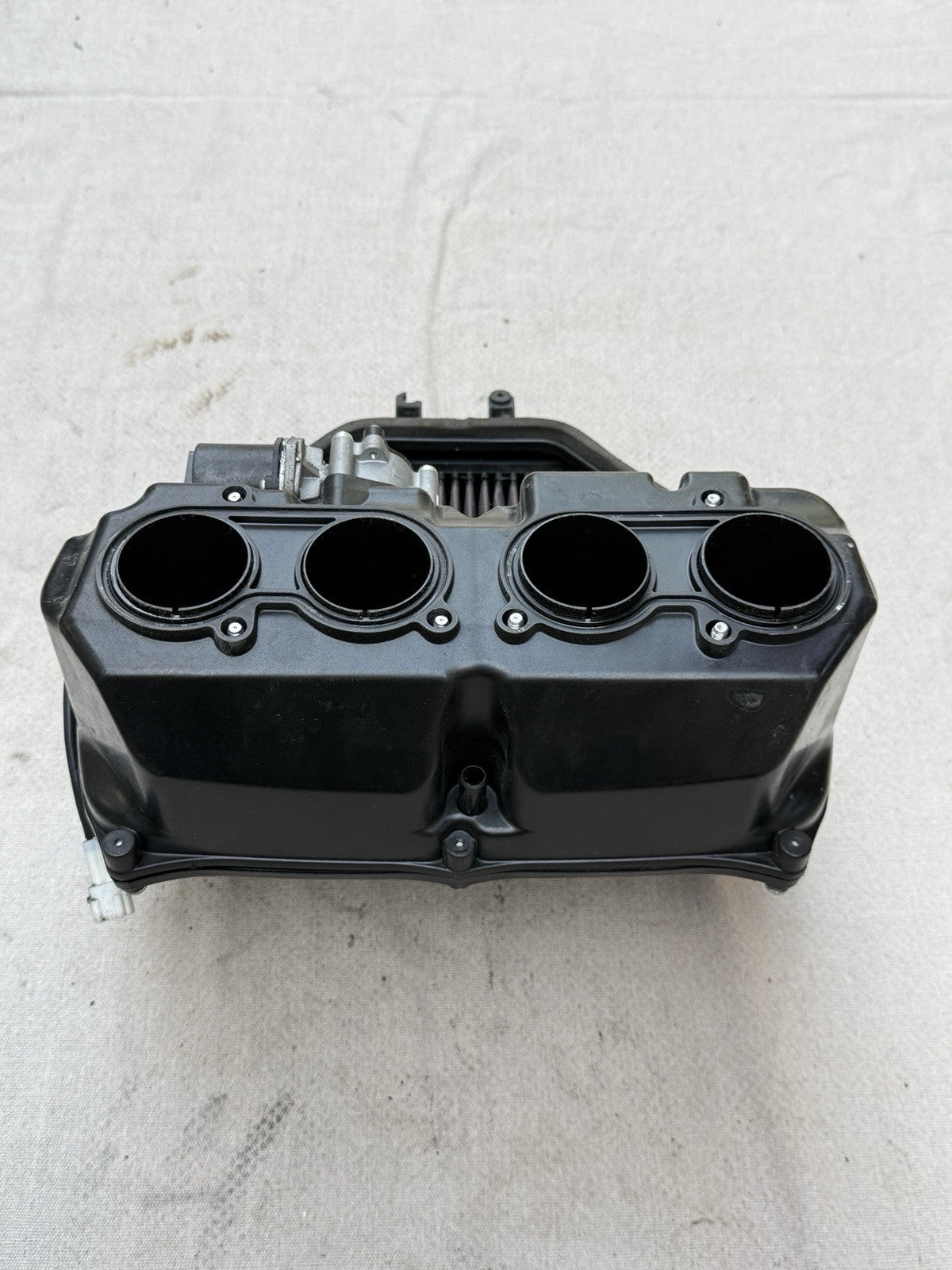 2007-2008 Yamaha YZF-R1 R1 OEM Airbox Air Filter Box 4C8-14411-00 4C8-14421-0014