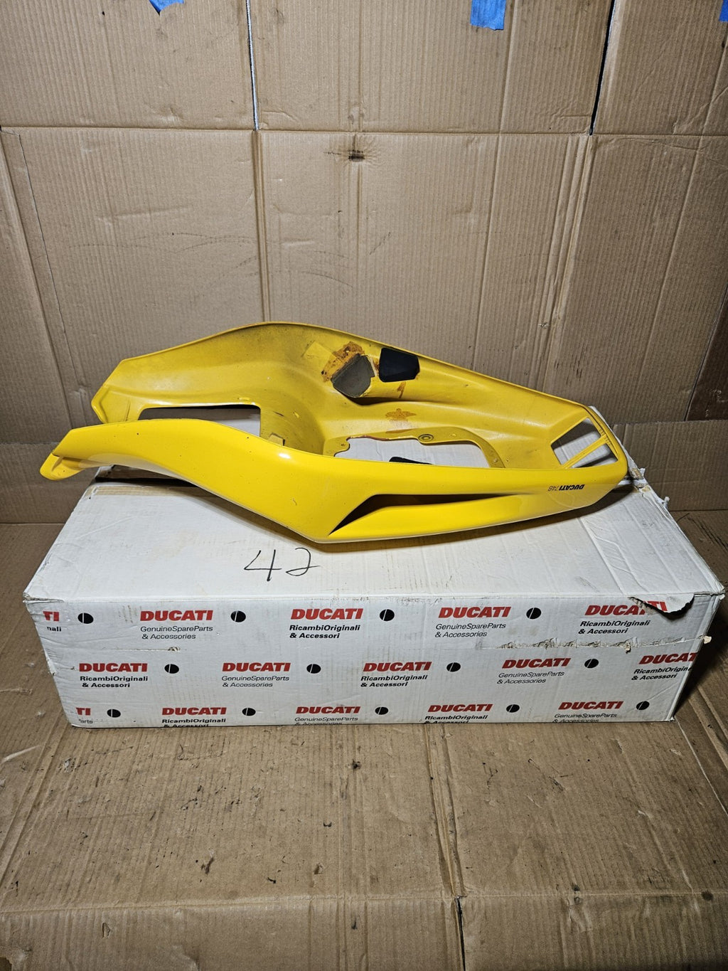 1999-2002 Ducati 748 Yellow Bi-Posto Rear Tail Fairing Seat Cowl Tailpiece OEM11