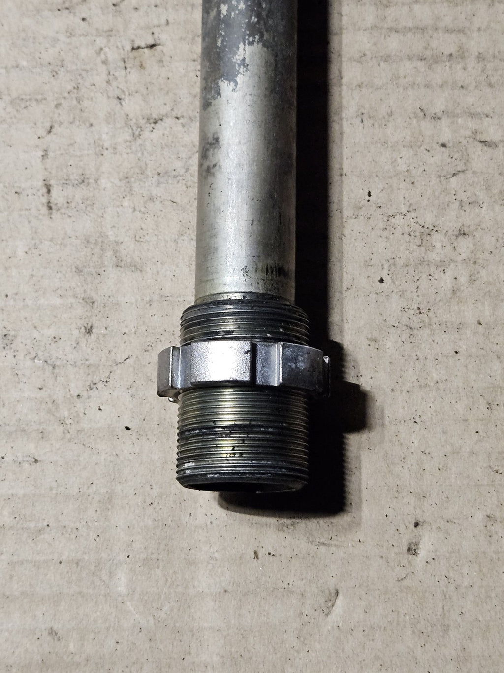 07-20 Yamaha YZF-R6 R6 OEM Rear Swingarm Pivot Bolt Shaft Axle 2C0-22141-10-001