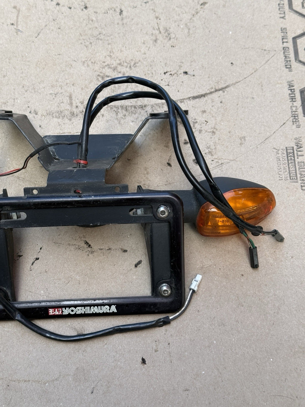 11-25 Suzuki GSXR 1000 Yoshimura Fender Eliminator LED Plate Holder Blinkers6