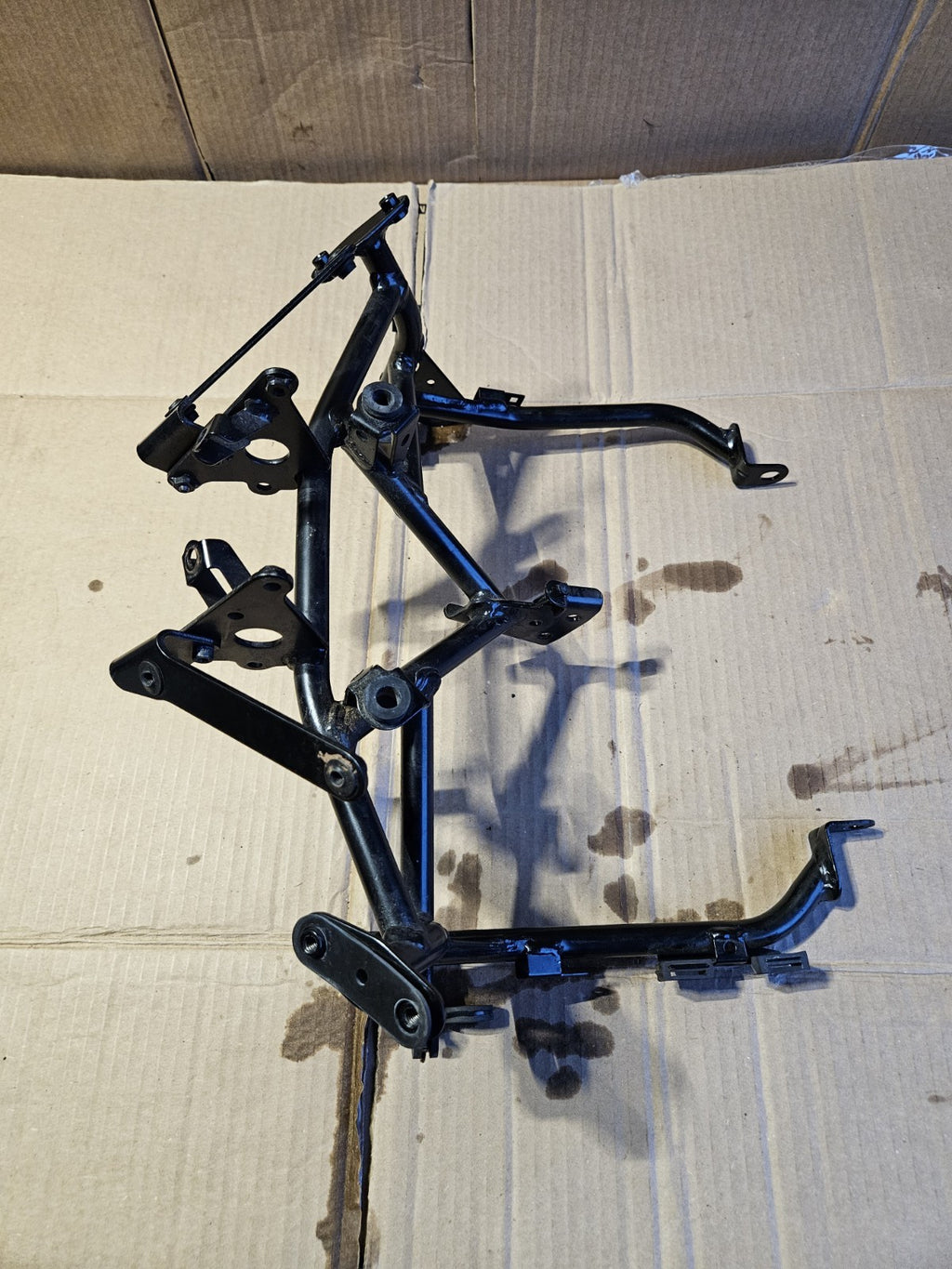 17-19 Kawasaki Ninja 650 EX650 ABS KRT OEM Upper Fairing Stay Bracket 39137-06670