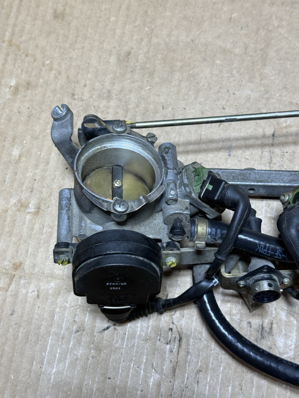 1995-2001 Ducati 748 748S OEM Throttle Bodies Injectors TPS Fuel Lines
