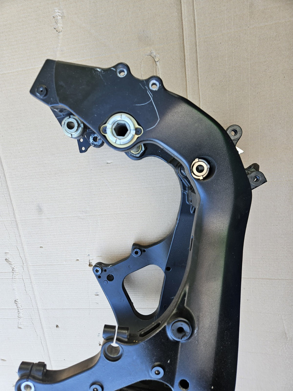 2009-2016 Suzuki GSXR1000 OEM Main Frame Chassis BOS