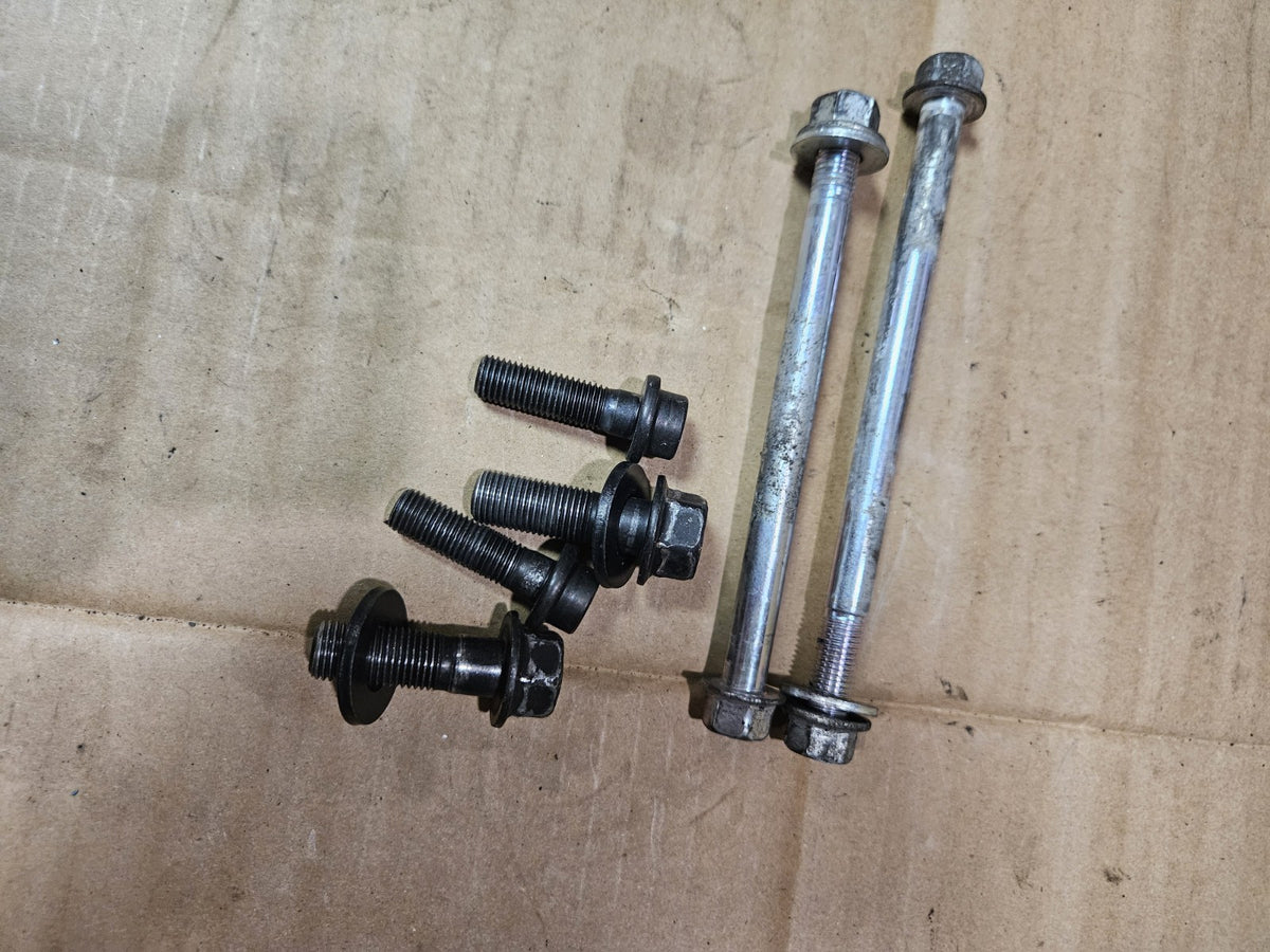 2022-2025 Yamaha YZF-R7 R7 YZFR7 OEM Engine Motor Mount Bolts Nuts Washers Lot0