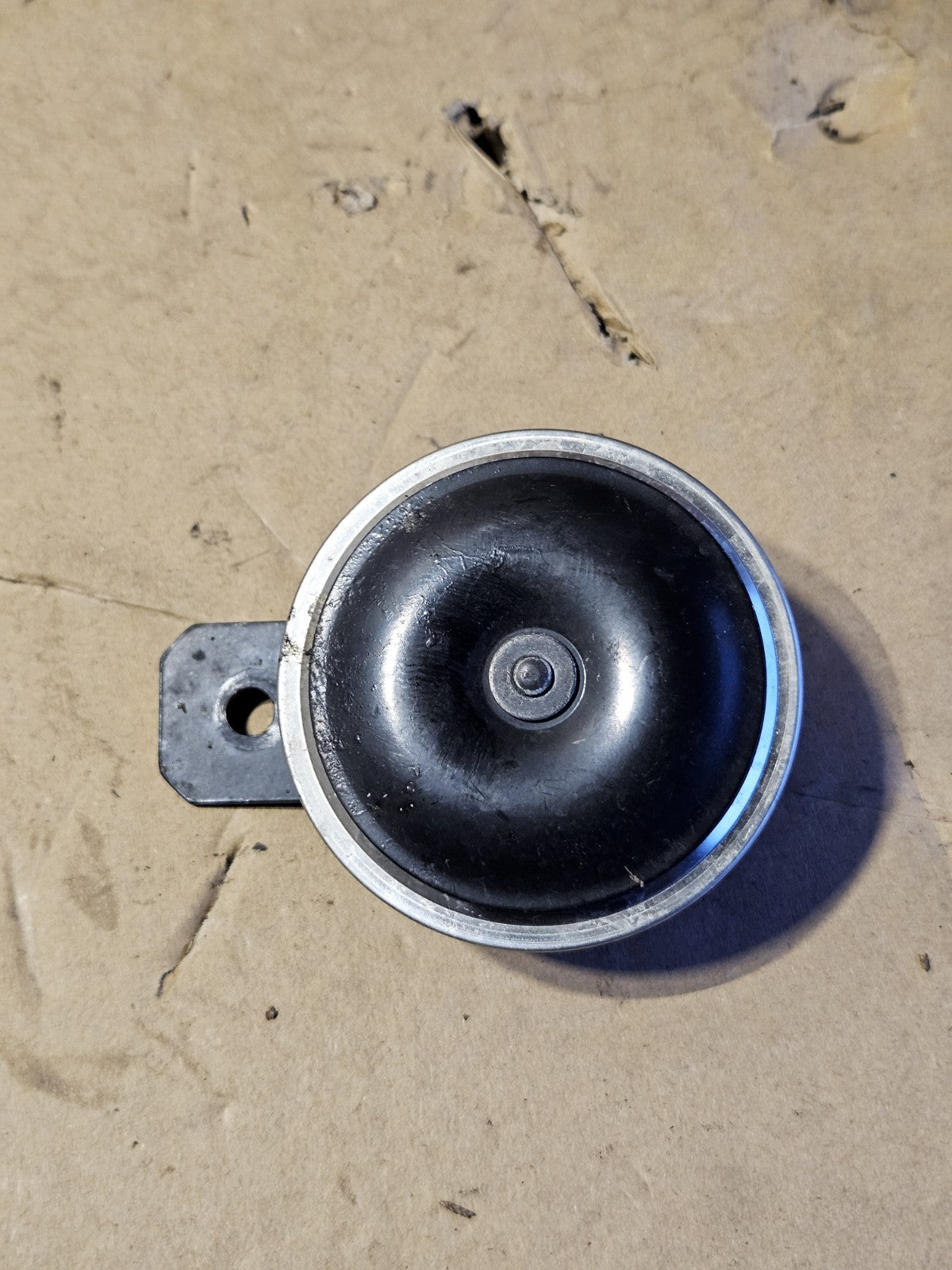 Kawasaki Ninja 650 Z400 Eliminator OEM Horn Signal Mount 27003-00651