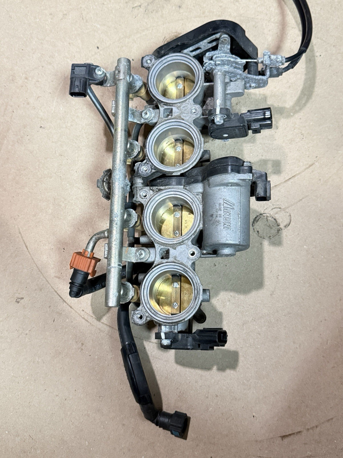 08-16 2009 Yamaha YZF R6 OEM Throttle Body Bodies Fuel Injectors Assembly Set