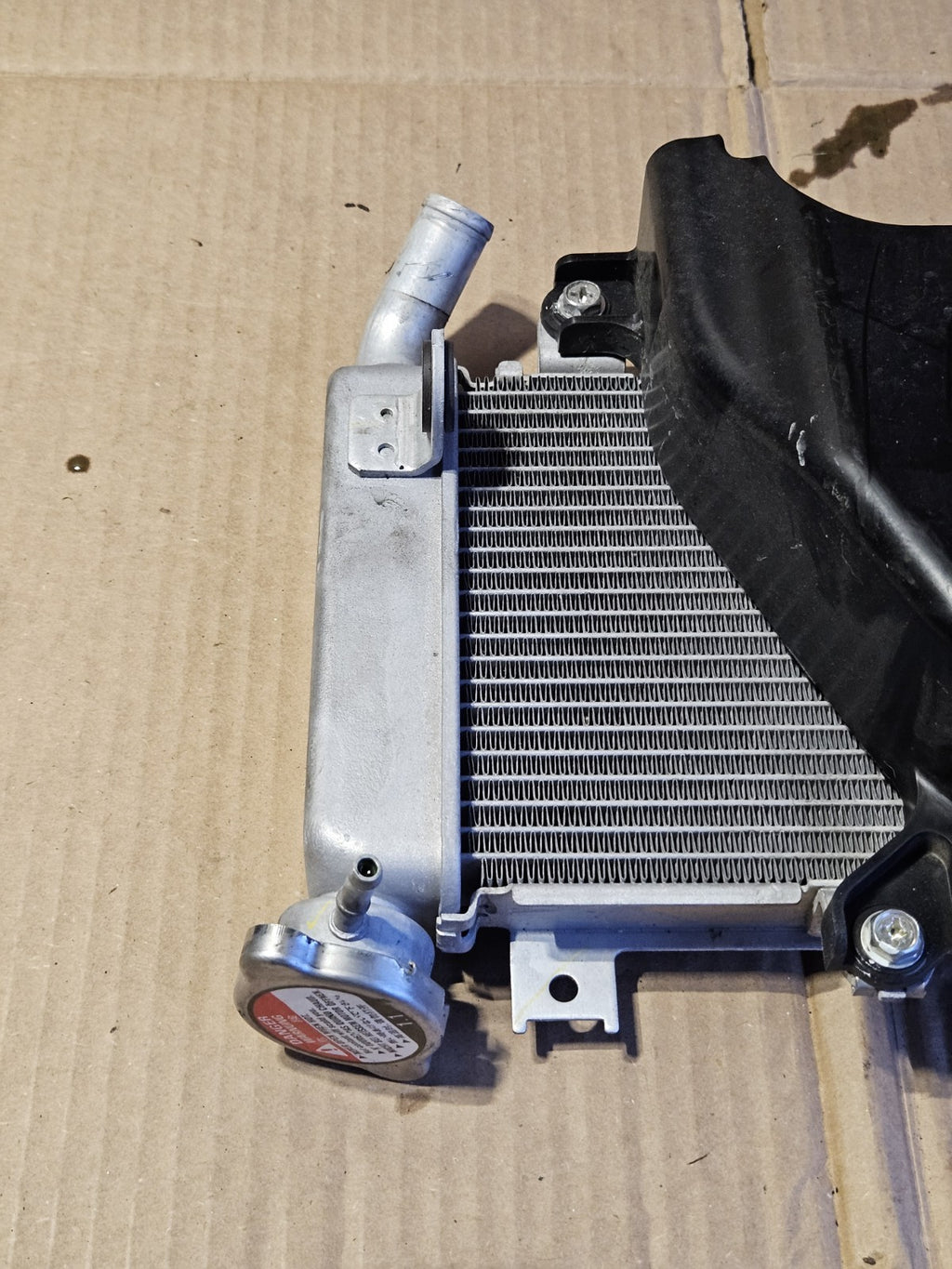 2017-2021 Kawasaki Ninja 650 EX650 OEM Radiator Cooling Fan Assembly 39061-07276