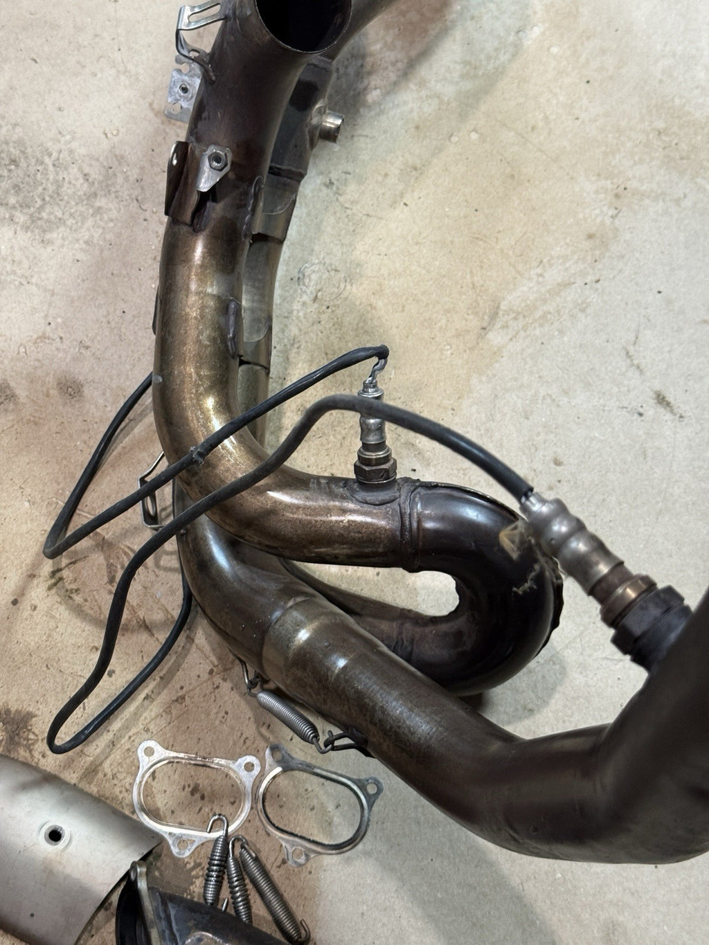 2011-13 Ducati 848 Evo 1098 1198 OEM Exhaust Headers Mid Pipe Assembly Straight