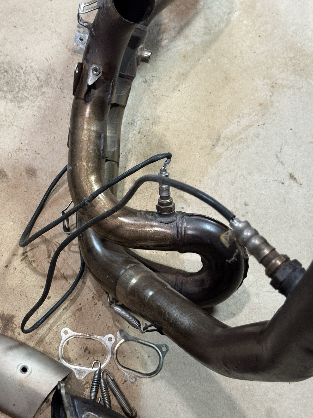2011-13 Ducati 848 Evo 1098 1198 OEM Exhaust Headers Mid Pipe Assembly Straight