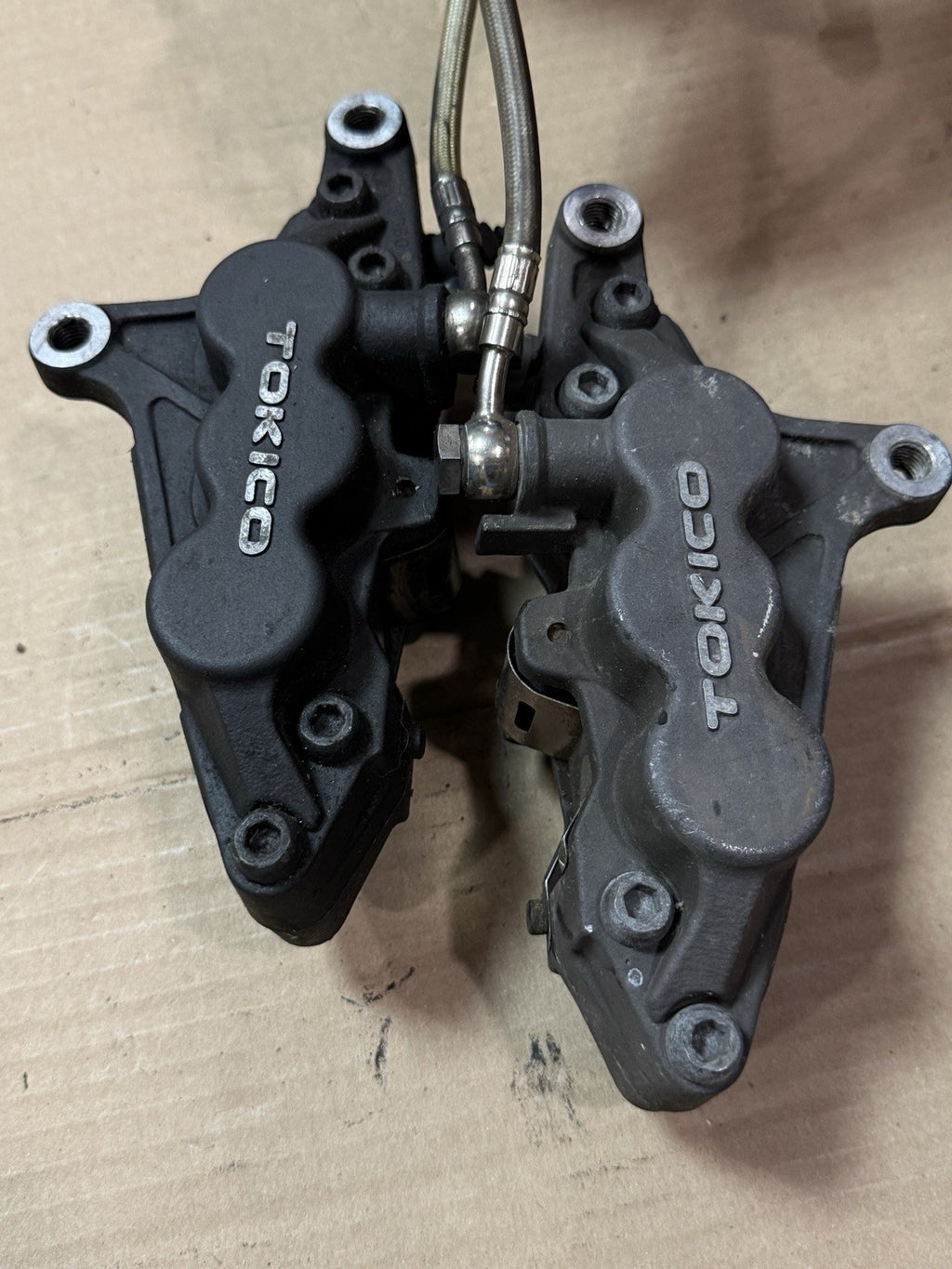 98-99 KAWASAKI NINJA ZX6R RIGHT LEFT FRONT BRAKE CALIPER SET PAIR CALIPERS Lever0