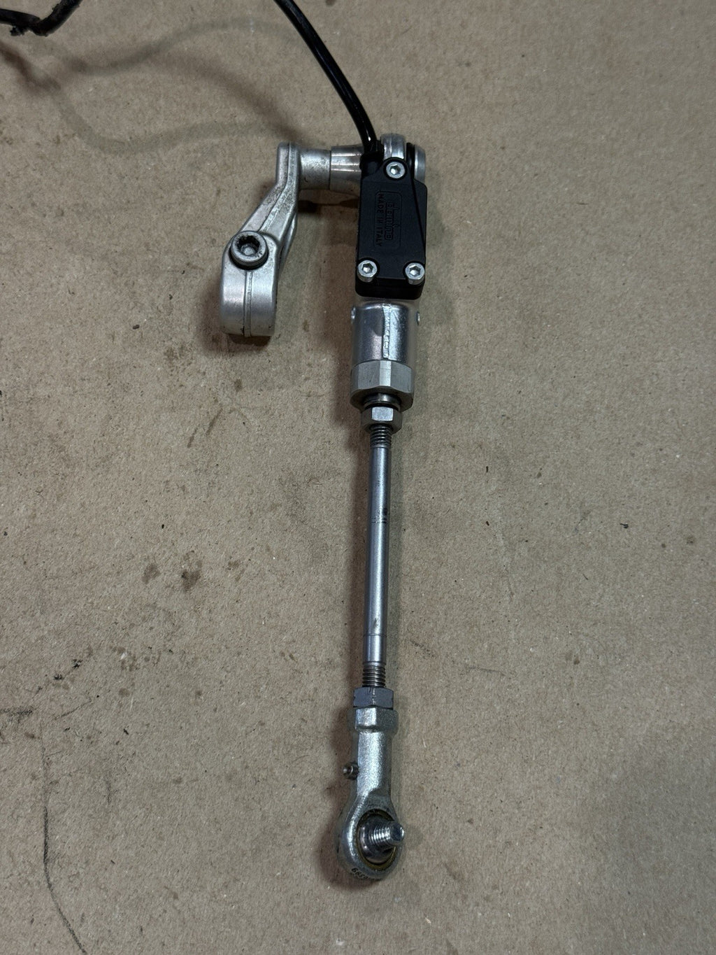 21-24 Aprilia RSV4 Tuono V4 OEM Quick Shifter Sensor Quickshifter