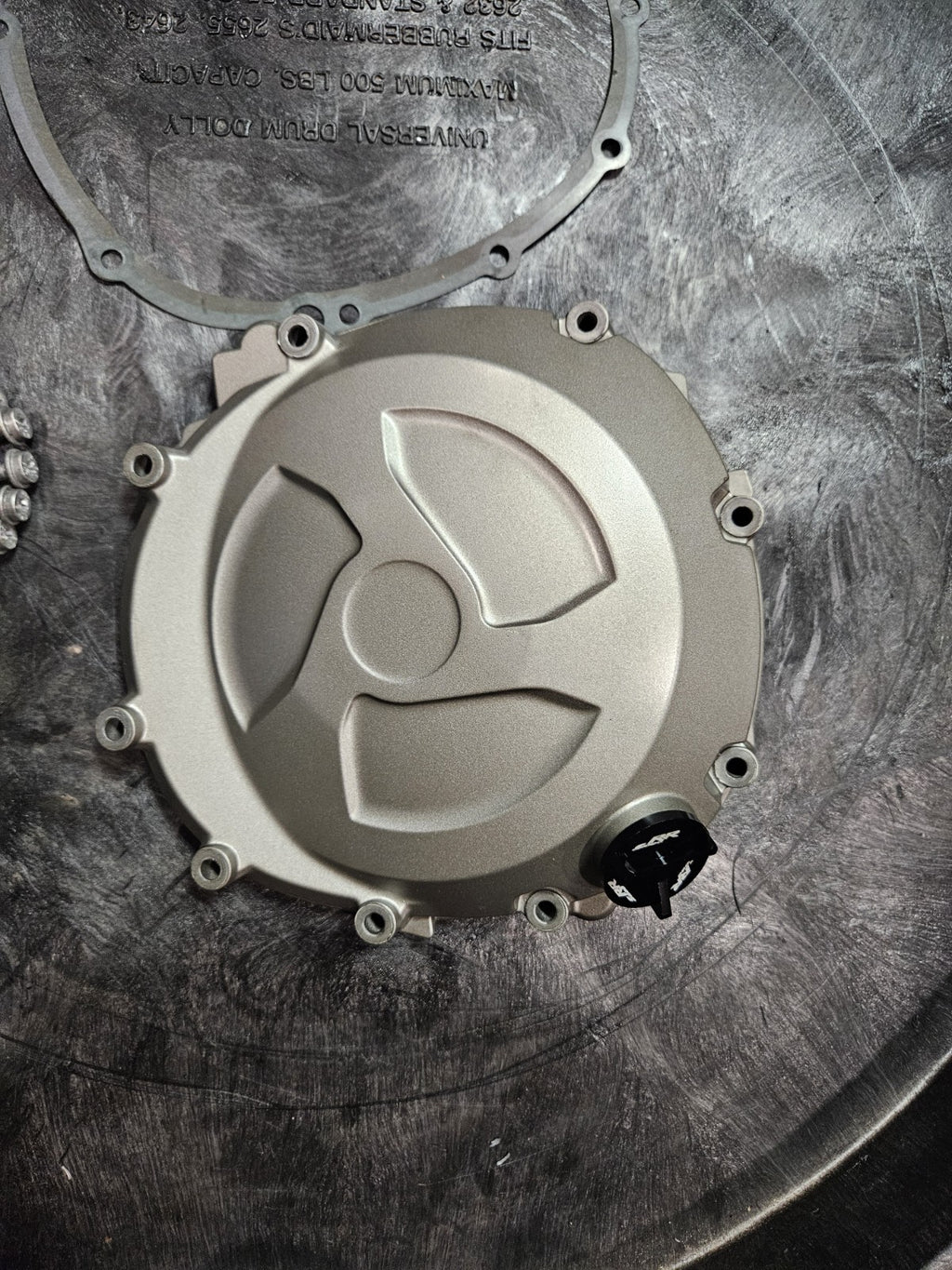15-19 2015 BMW S1000RR OEM Clutch Cover Engine Motor Right Side Case Housing