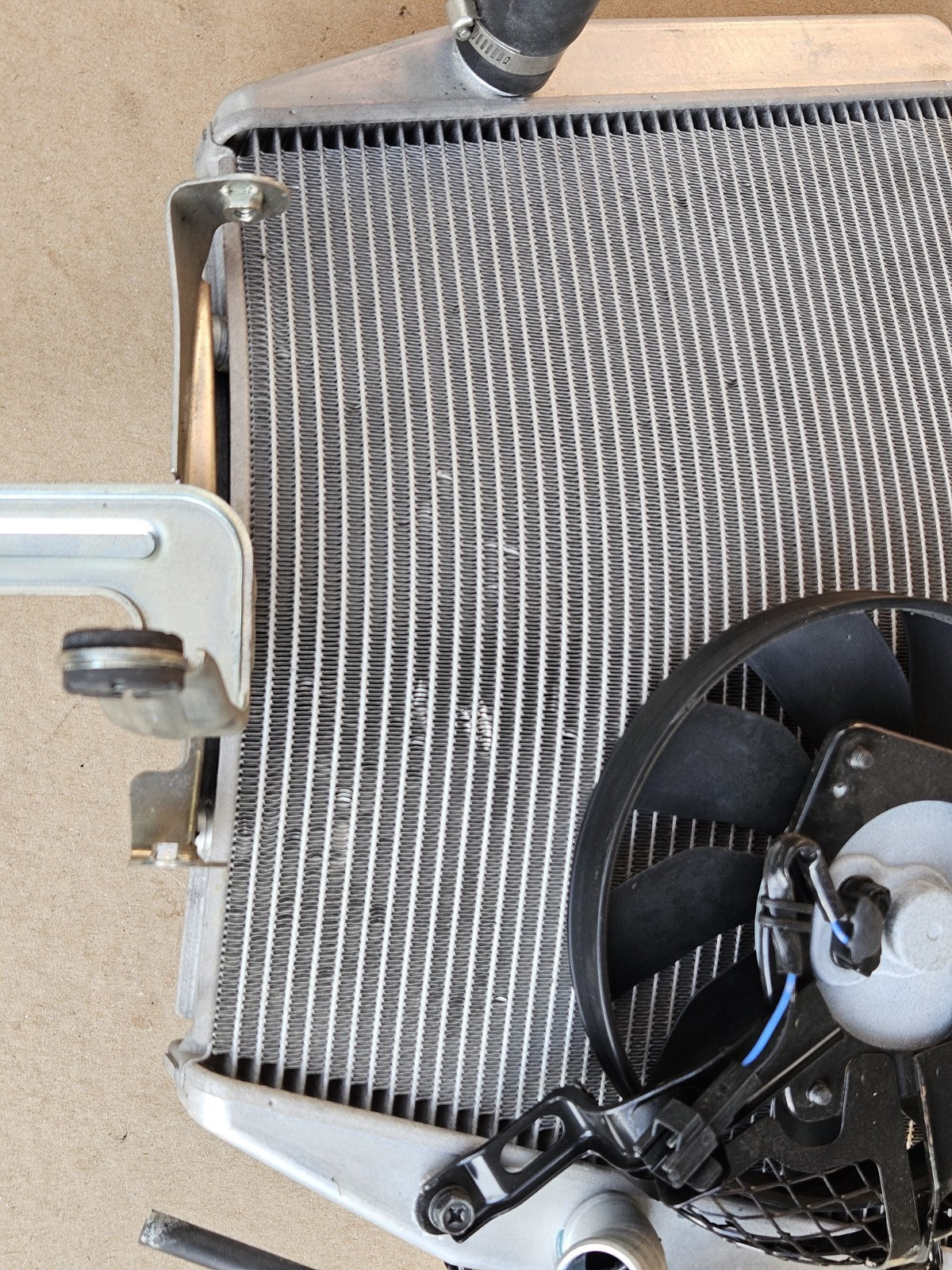 2012-2016 Suzuki GSXR1000 OEM Radiator Cooling Overflow Tank Fan System