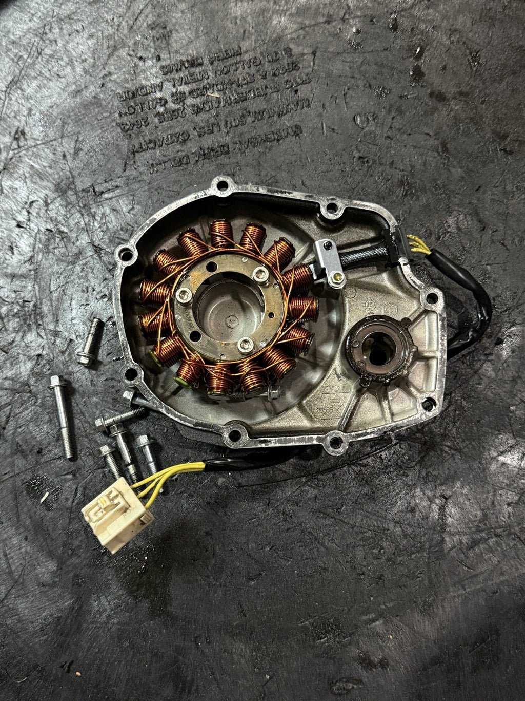 2015-2016 Aprilia RSV4 OEM Stator Generator Alternator Engine Cover Genuine3