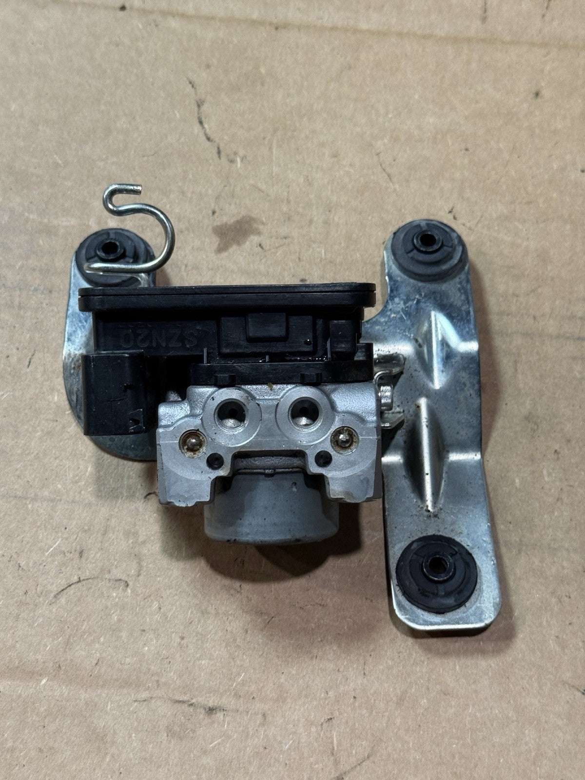 19-23 Kawasaki Ninja ZX6R ZX636 636 ABS Pump Module Unit Modulator 006-V95-1640