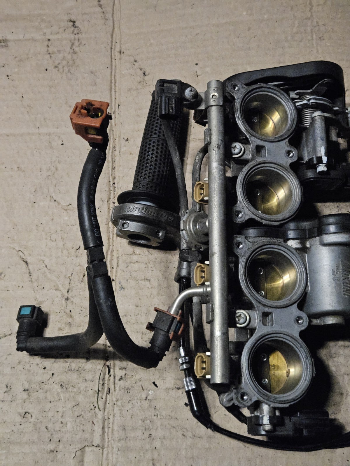 2008-2016 Yamaha YZF-R6 R6 OEM Throttle Bodies Fuel Injectors 13S-13750-00-007