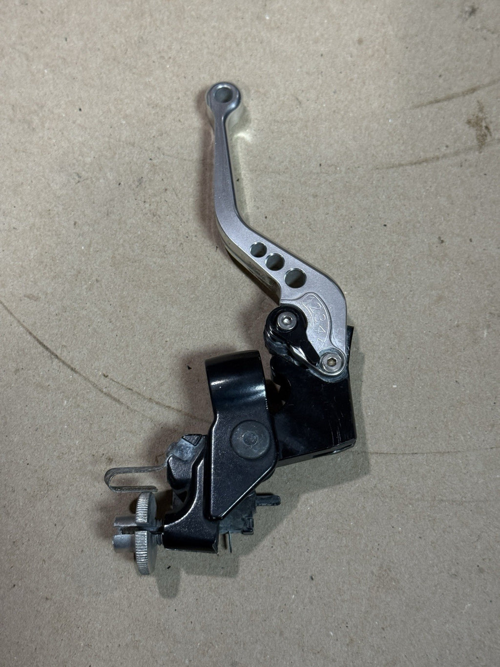 2008-2016 Yamaha YZF-R6 R6 OEM Clutch Perch Mount Lever 2C0-82910-01-00 Assembly8