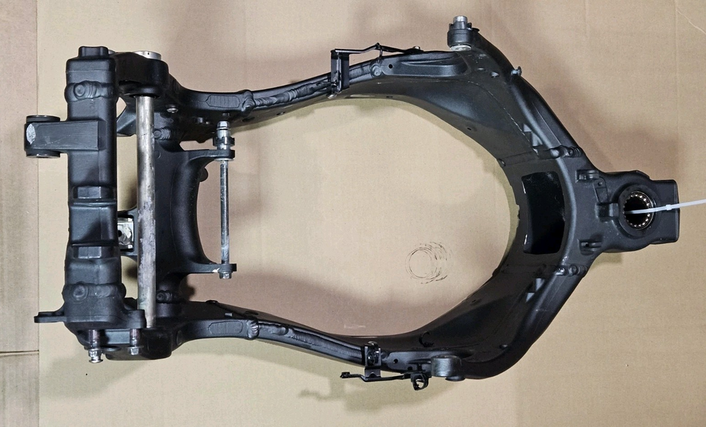 19-23 2023 Kawasaki Ninja ZX6R 636 MAIN FRAME CLN DMG SEE DESCP