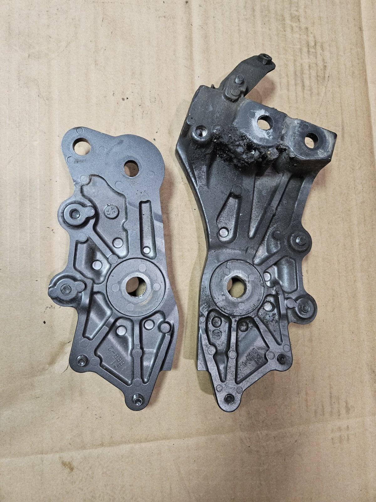 2022-2025 Yamaha YZF-R7 R7 OEM Rearset Adapter Bracket Plate Set BEB-274A3-00-004