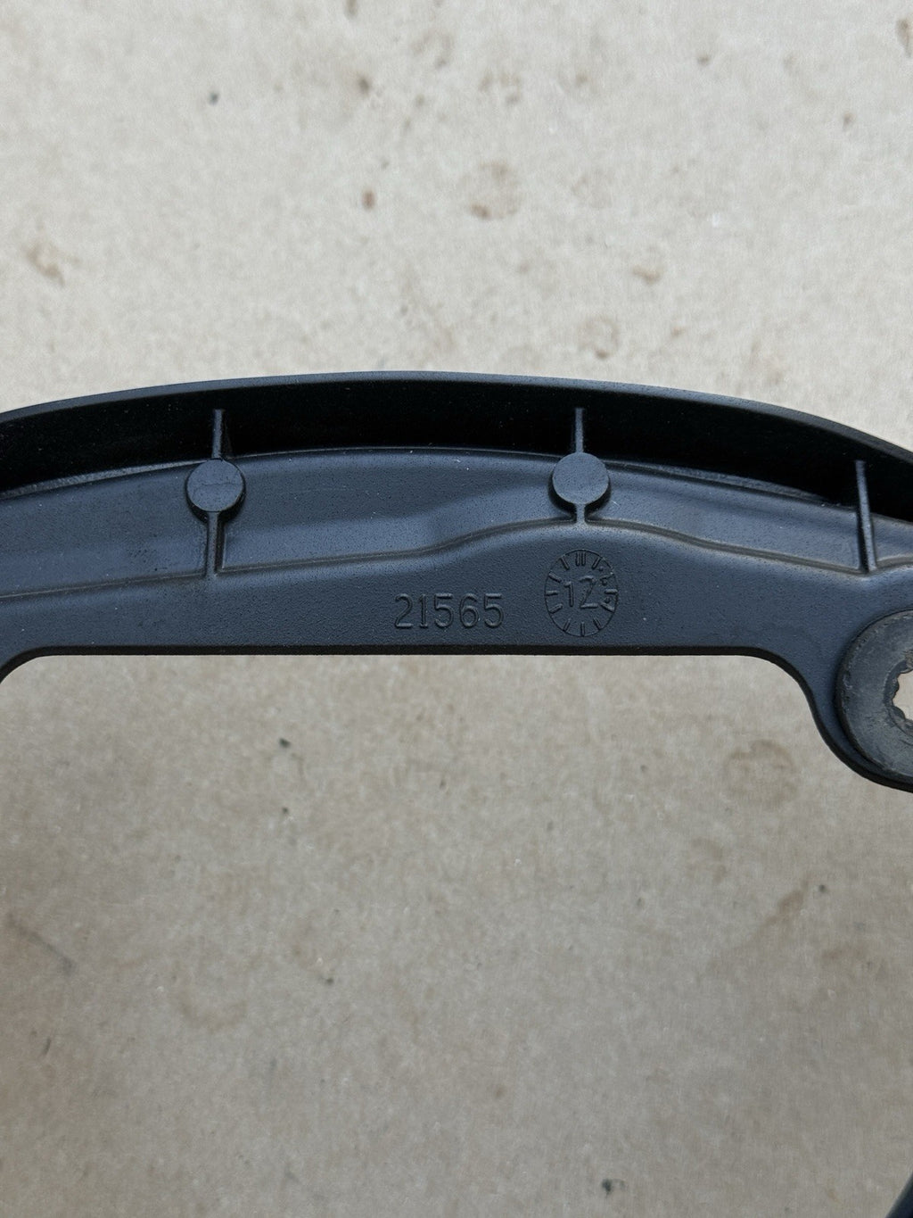 2009-2016 Suzuki GSXR1000 OEM Upper Fairing Gauge Stay Bracket
