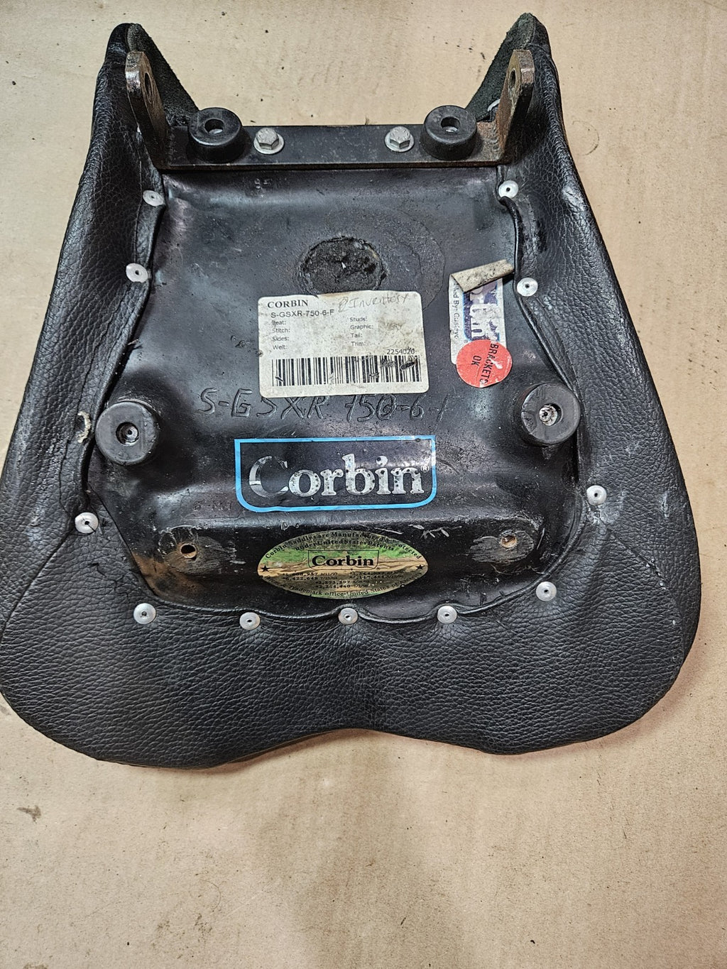 Suzuki GSXR600 GSXR750 Corbin Front Rider Seat Saddle Driver S-GSXR-750-6Fv11