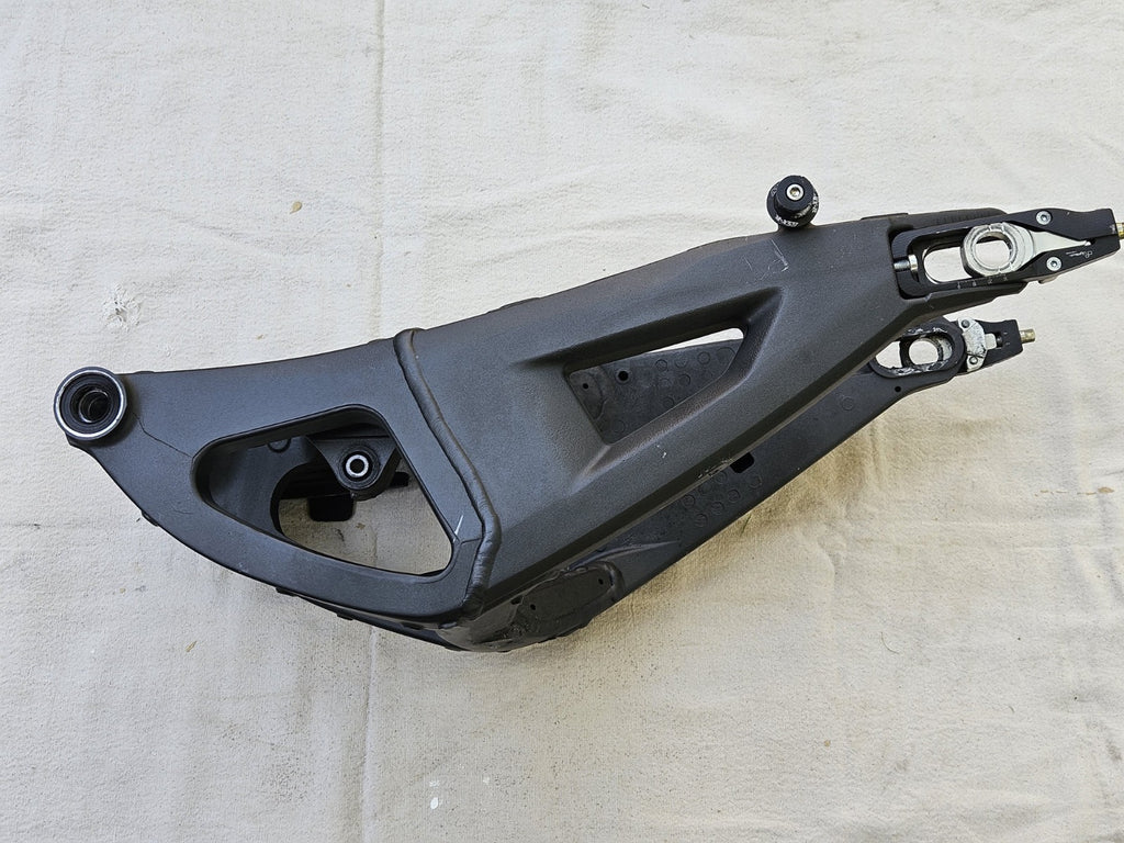 2016-2020 Kawasaki Ninja ZX10R ZX10 Rear Swingarm Suspension Assembly DMG10