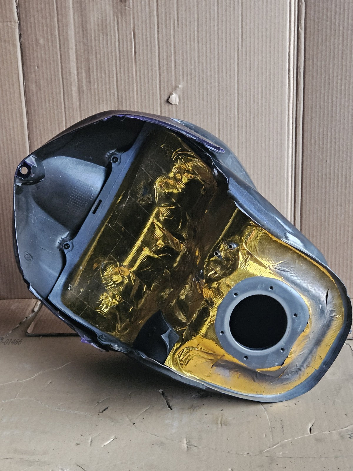 08-16 R6 R6R GAS TANK FUEL CELL PETROL RESERVOIR INSIDE Clean DENTED READ8