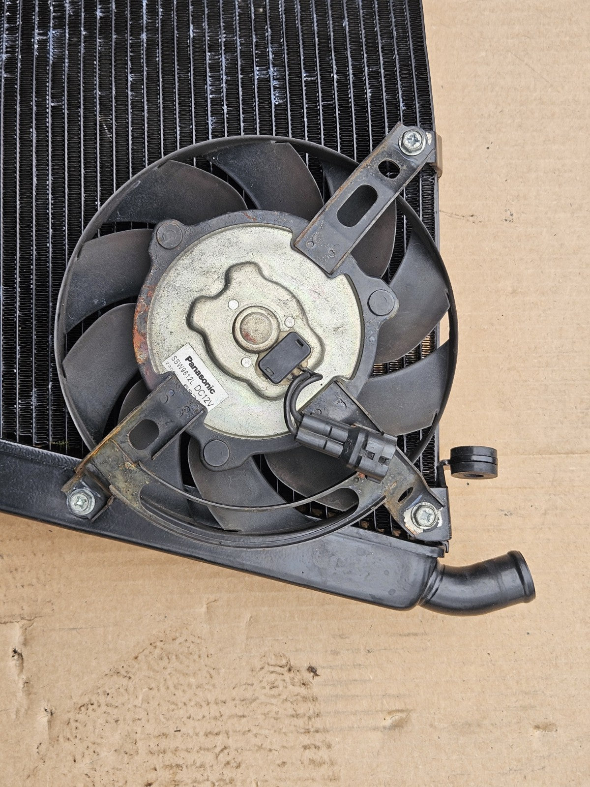 06-07 Honda CBR1000RR OEM Aluminum Radiator Cooling System Engine Motor Cooling