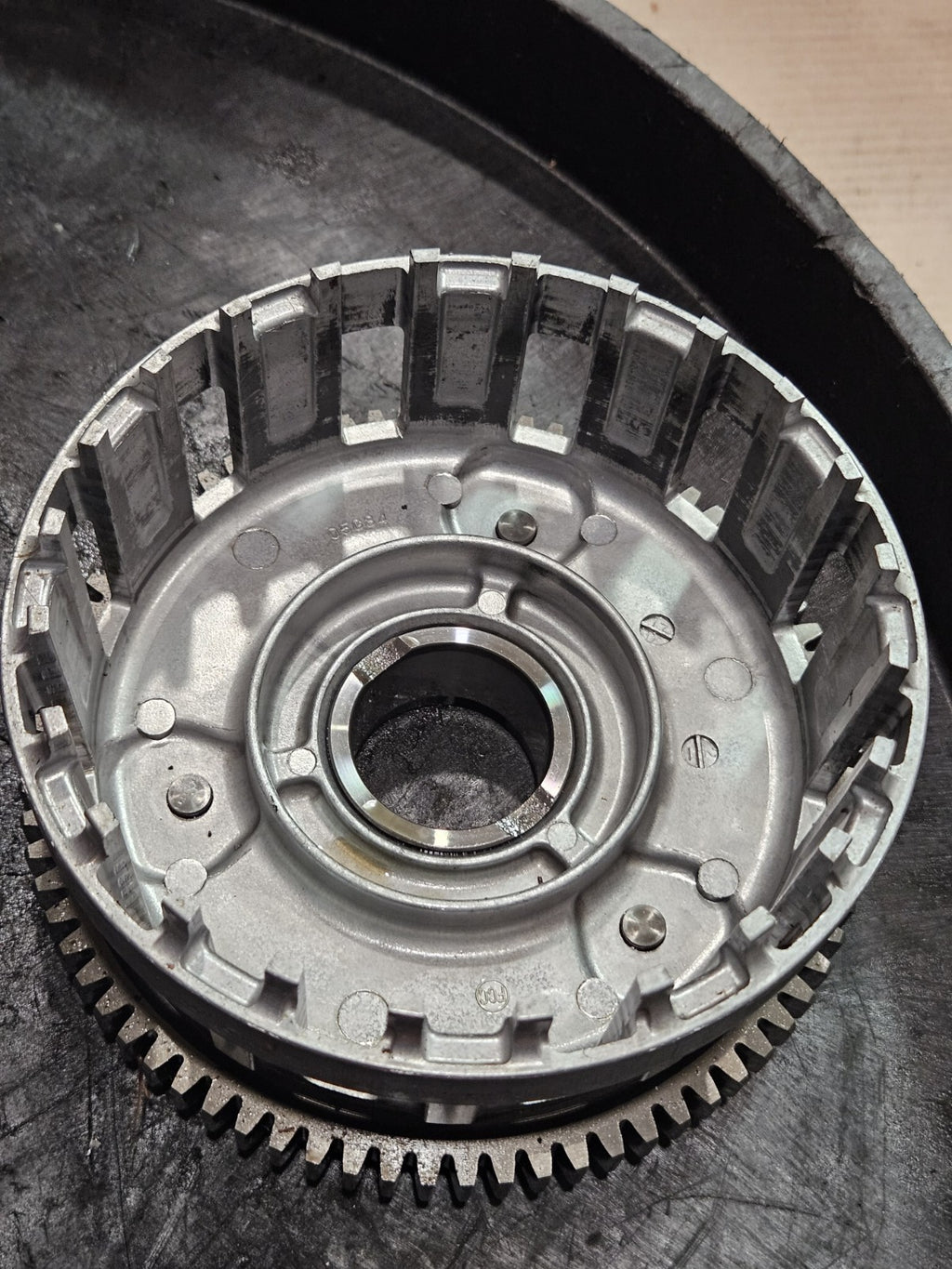 2017-2025 Suzuki GSX-R1000 GSXR1000R L7 OEM Clutch Basket Hub Plates 21200-1788014