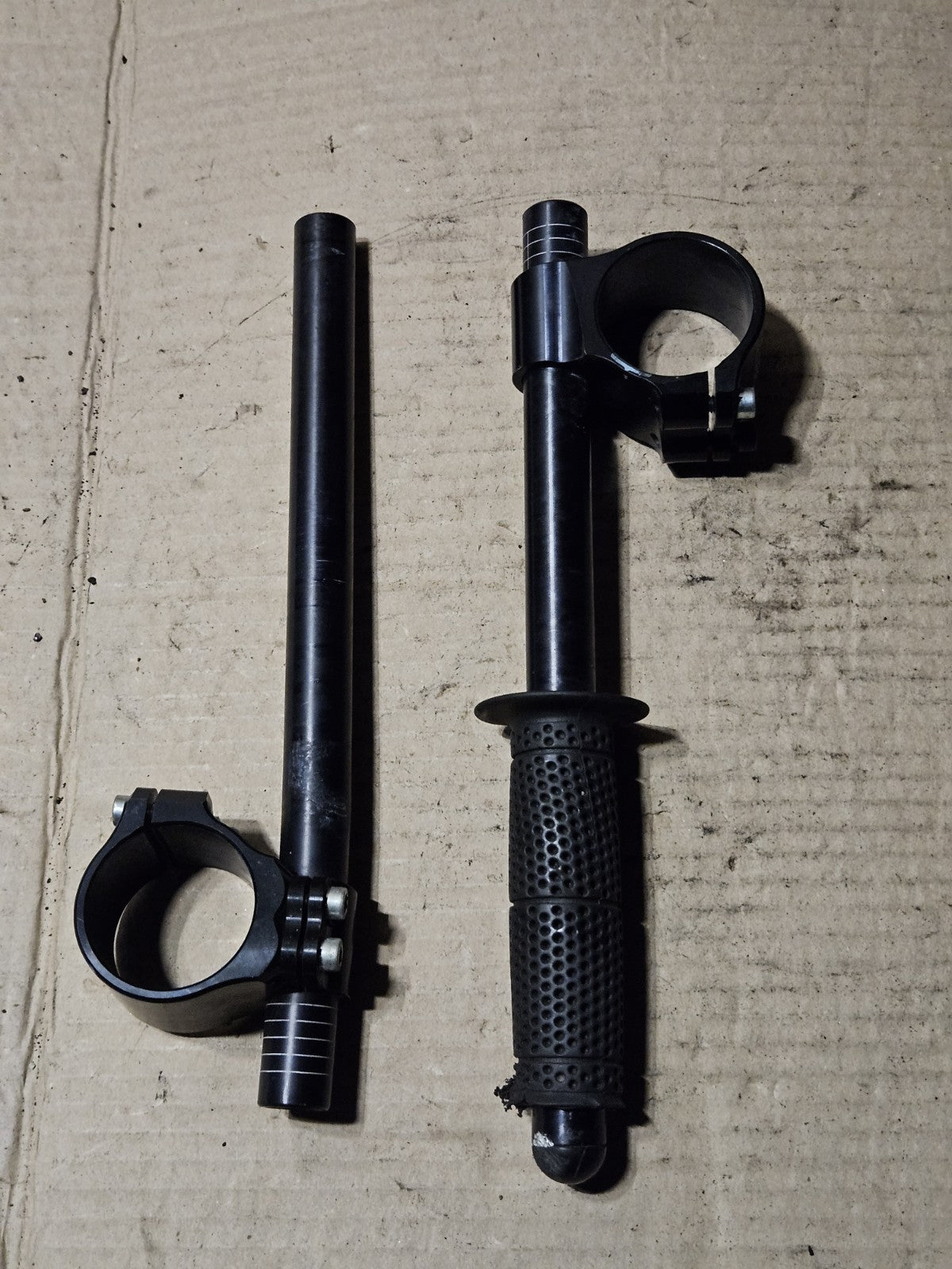 08-16 YAMAHA YZF R6 LEFT RIGHT CLIP ON ONS HANDLEBARS PAIR SET Graves Motorsport1