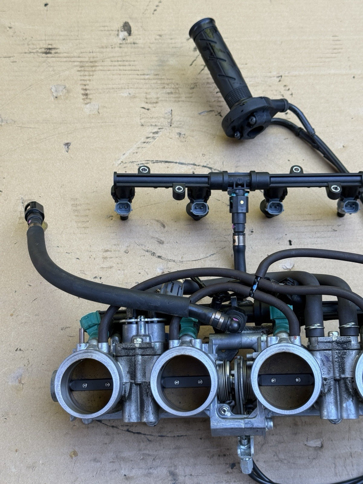 2008-2016 Honda CBR1000RR OEM Throttle Body Bodies Fuel Injectors 16460-MFL-0038