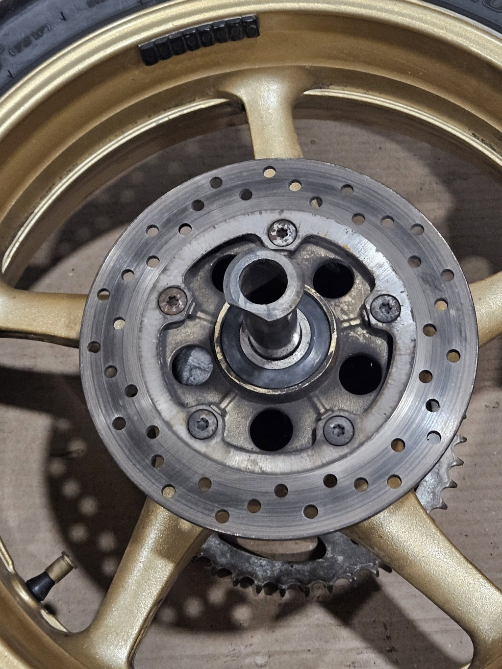 2008-2016 Yamaha YZF R6 OEM Rear Wheel Rim Rotor Hub Straight