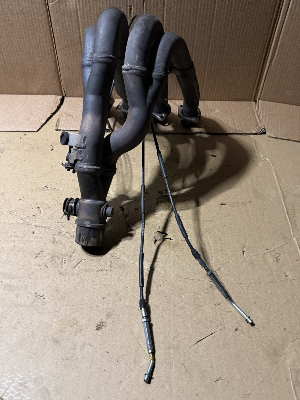 2006-2007 Suzuki GSXR600 GSX-R600 K6 K7 OEM Exhaust Header Manifold 14100-01H0019