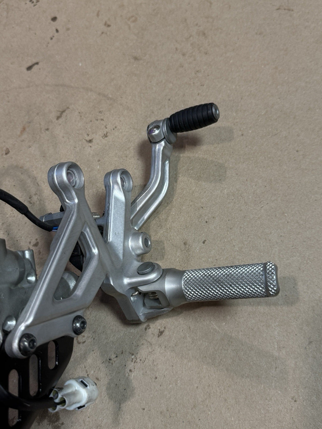 21-24 Aprilia RSV4 1100 OEM Rear Brembo Brake Master Cylinder Lever Genuine OEM