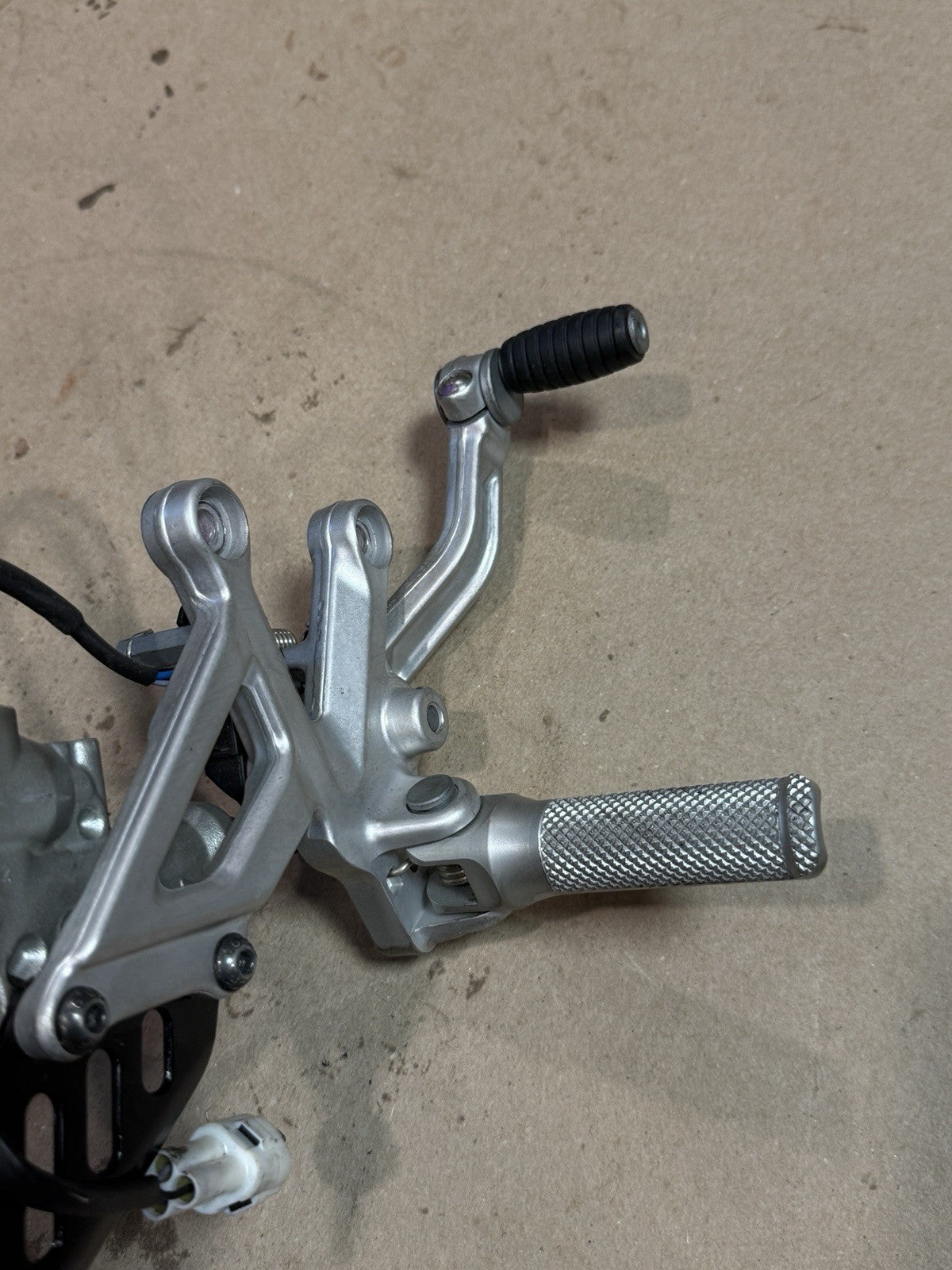21-24 Aprilia RSV4 1100 OEM Rear Brembo Brake Master Cylinder Lever Genuine OEM