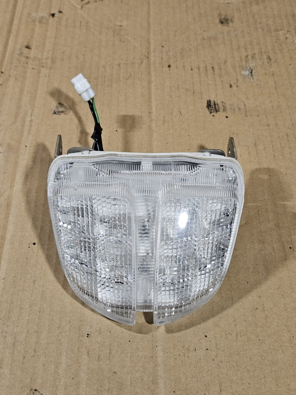 2006 2007 Suzuki GSXR600 Taillight Assembly OEM 3571001H30 Genuine Taillamp5