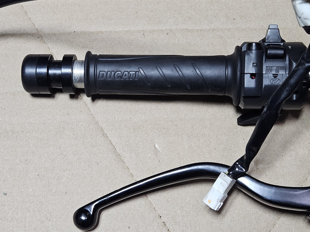 15-17 Ducati Panigale 1299 Brembo Left Clutch Master Cylinder Clip on Lever Disc