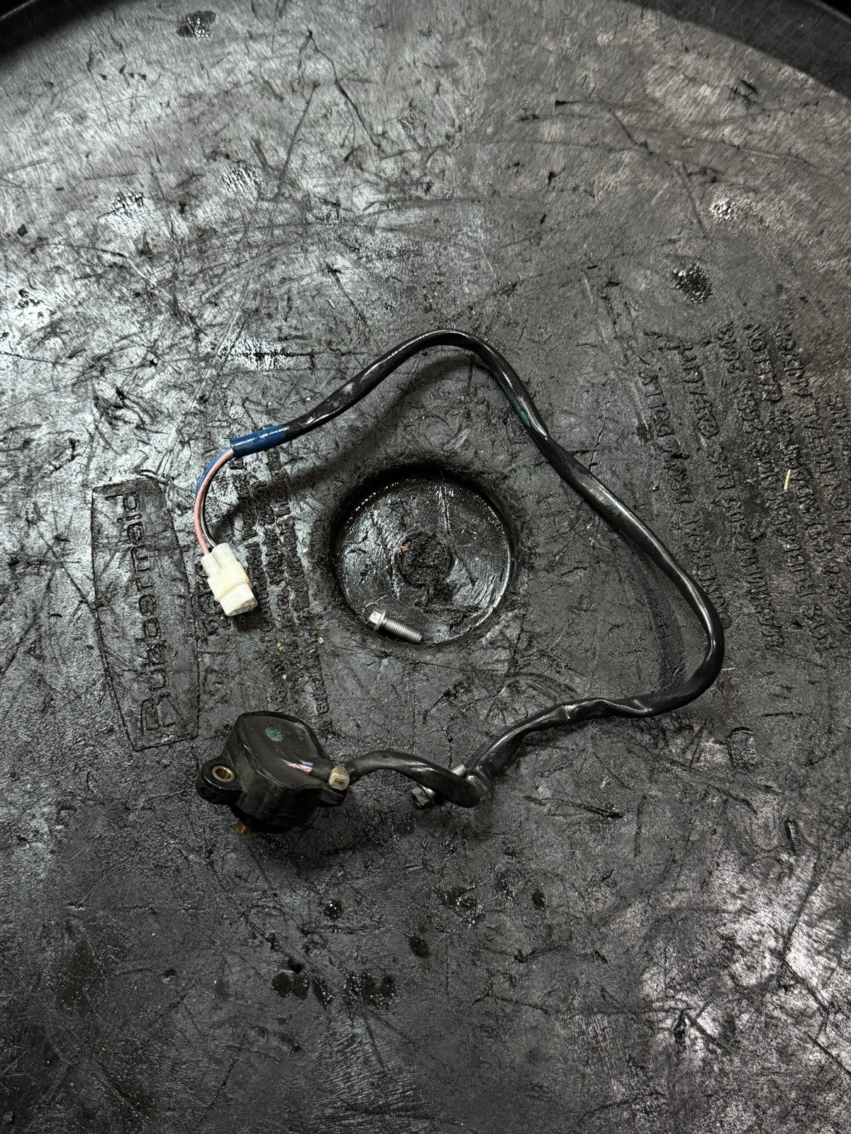 2015-2016 Aprilia RSV4 RR 1000 OEM Gear Position Sensor Neutral Switch 8572652
