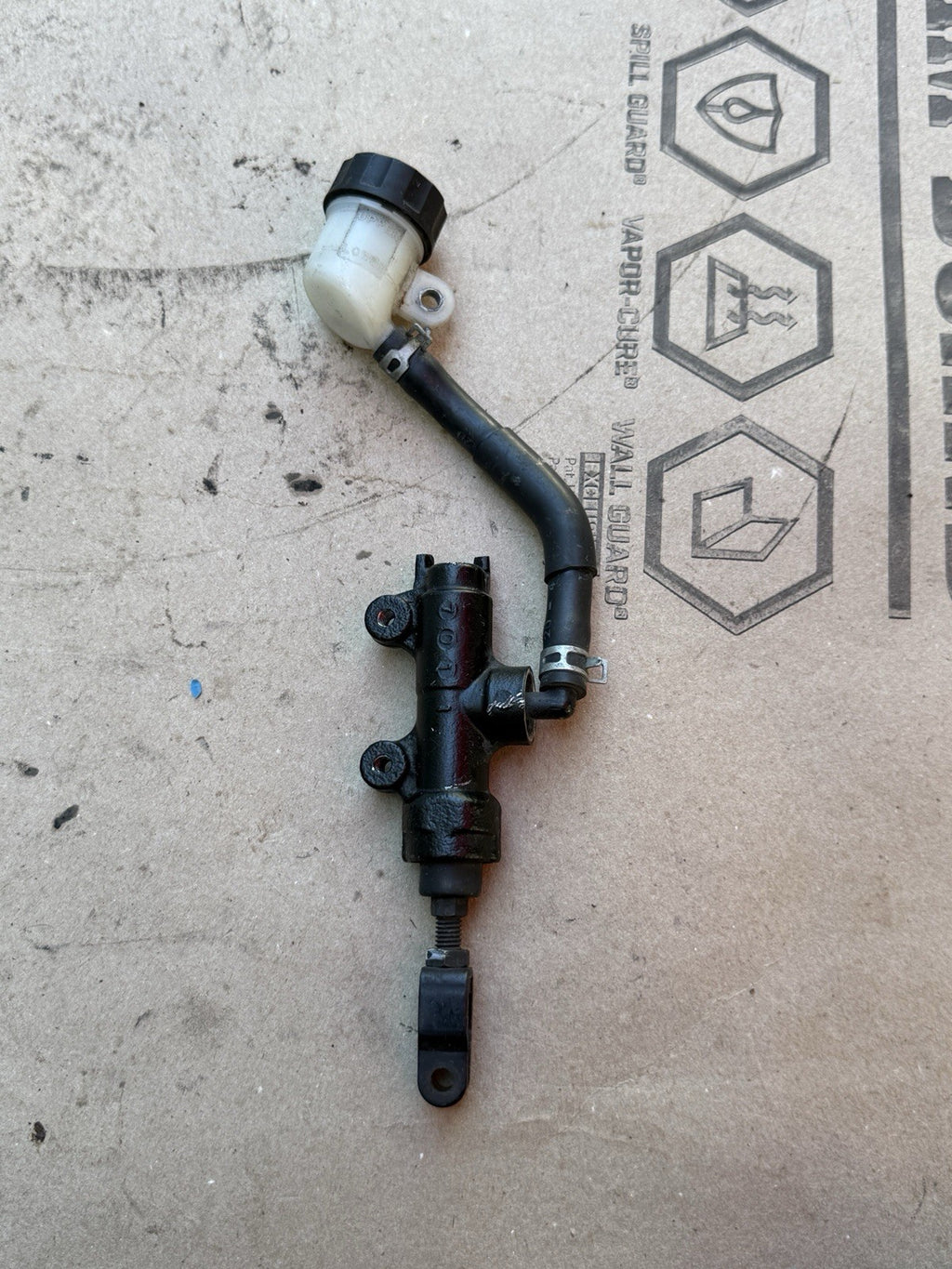 2017-2025 Suzuki GSXR1000R OEM Rear Brake Master Cylinder Reservoir 69600-47H317
