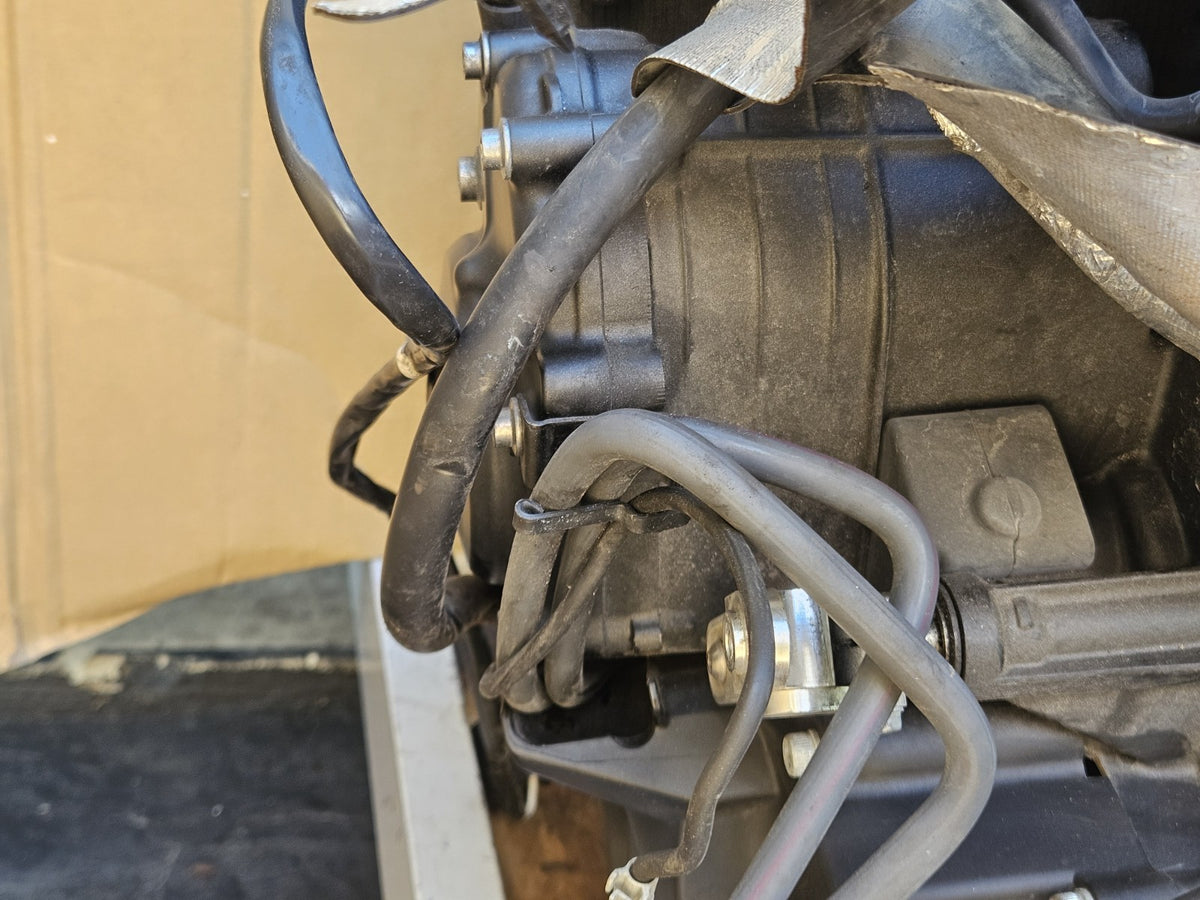 2007 2008 Yamaha R1 YZF-R1 OEM Complete Running Engine Motor Transmission 23k14