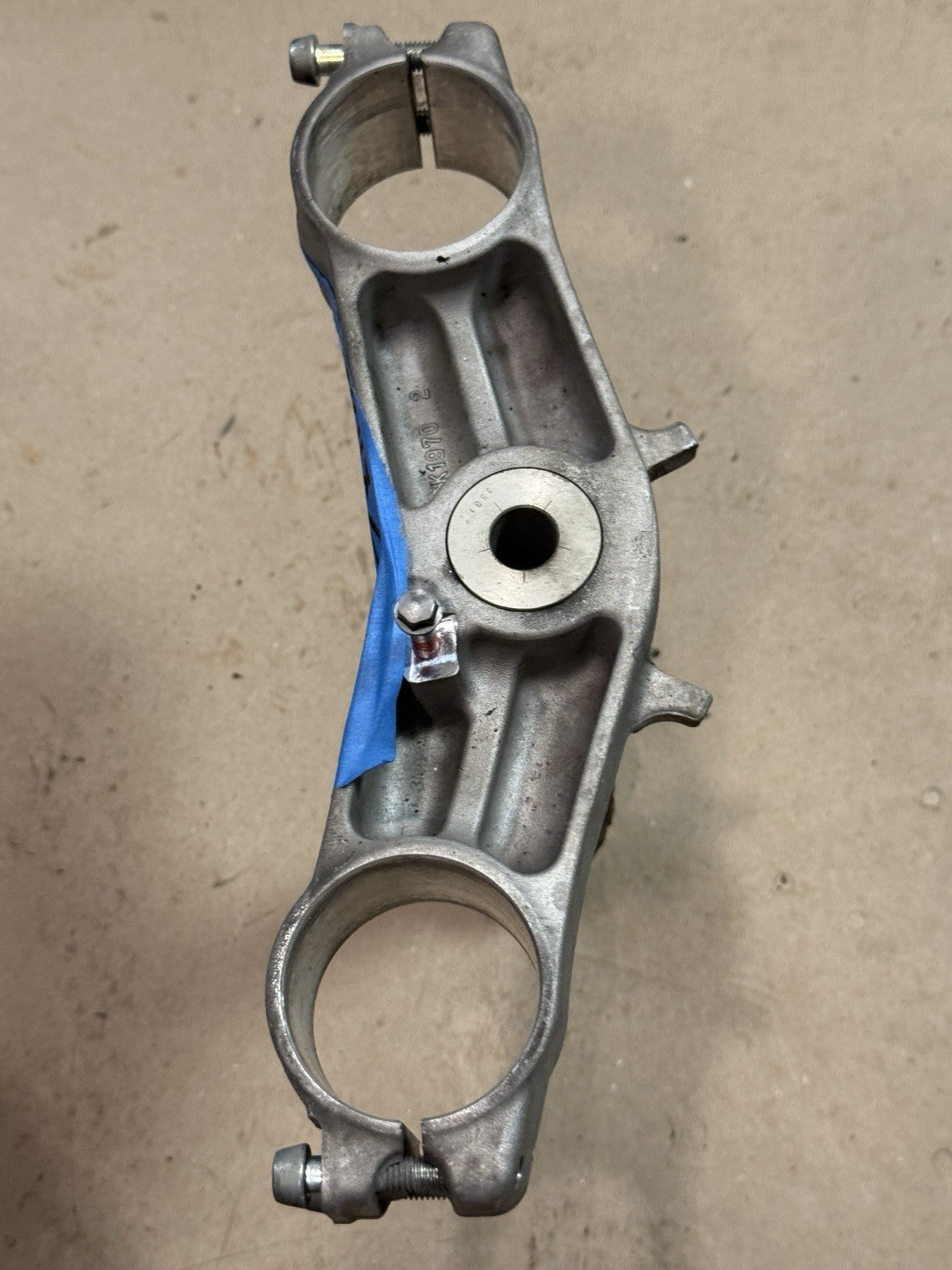11-15 Kawasaki Ninja ZX10R OEM Lower Triple Tree Clamp Steering Stem