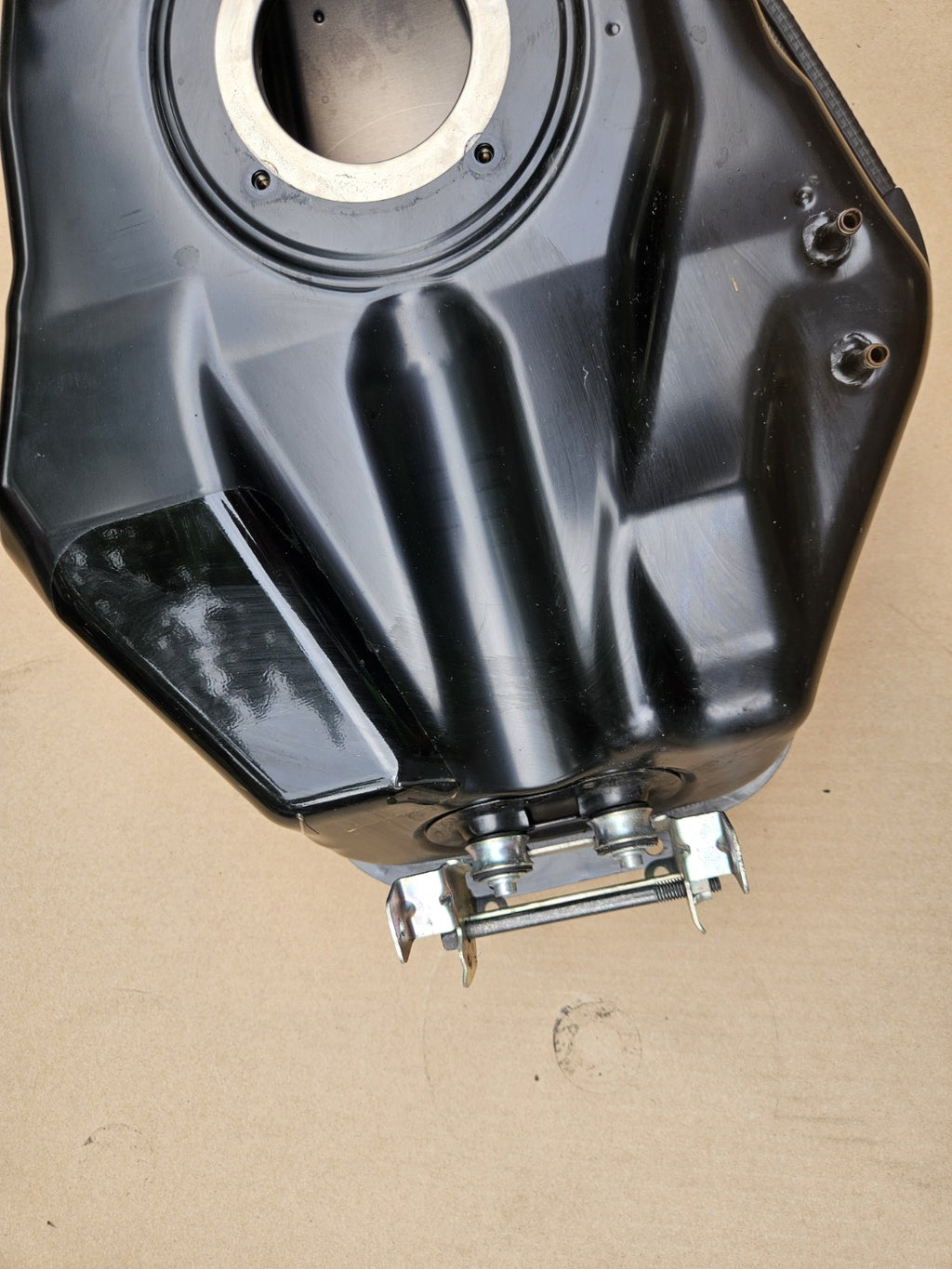 2022-2025 Yamaha YZF-R7 R7 OEM Gas Fuel Tank Petrol Reservoir BEB-24110-00-006