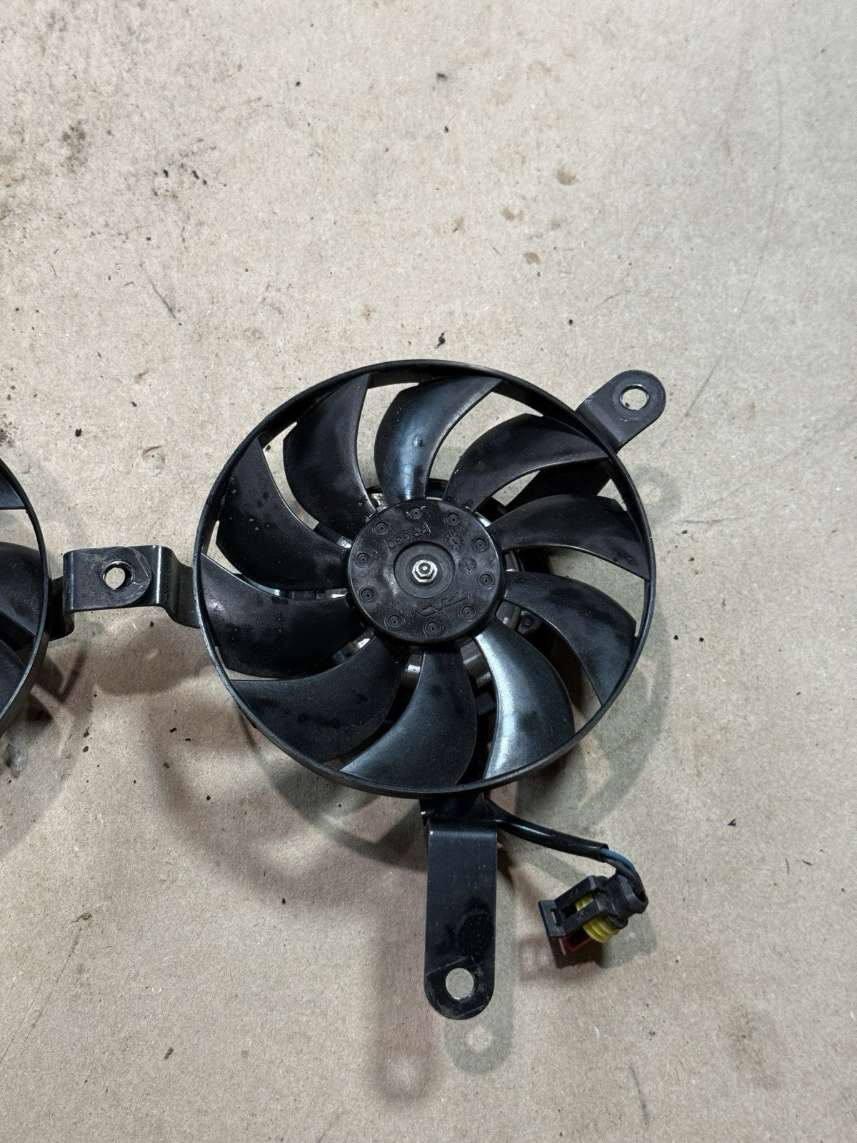11-13 Ducati 848 EVO 848EVO OEM Radiator Cooling Fans Fan Motor Set 550.4.018.1A4