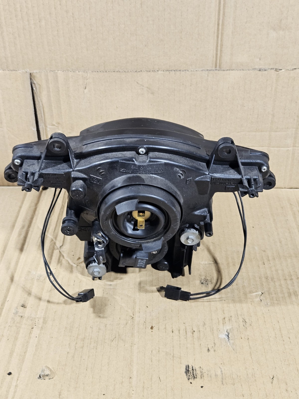 2006 2007 Suzuki GSXR600 Headlight Assembly OEM 1110001H00 Genuine Lamp10