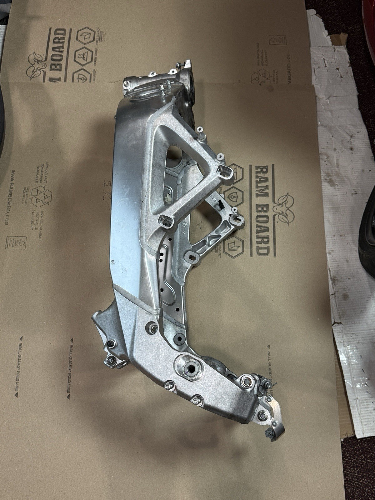 2021-24 Aprilia RSV4 1100 OEM Main Frame Chassis Clean 7K Miles Straight Street